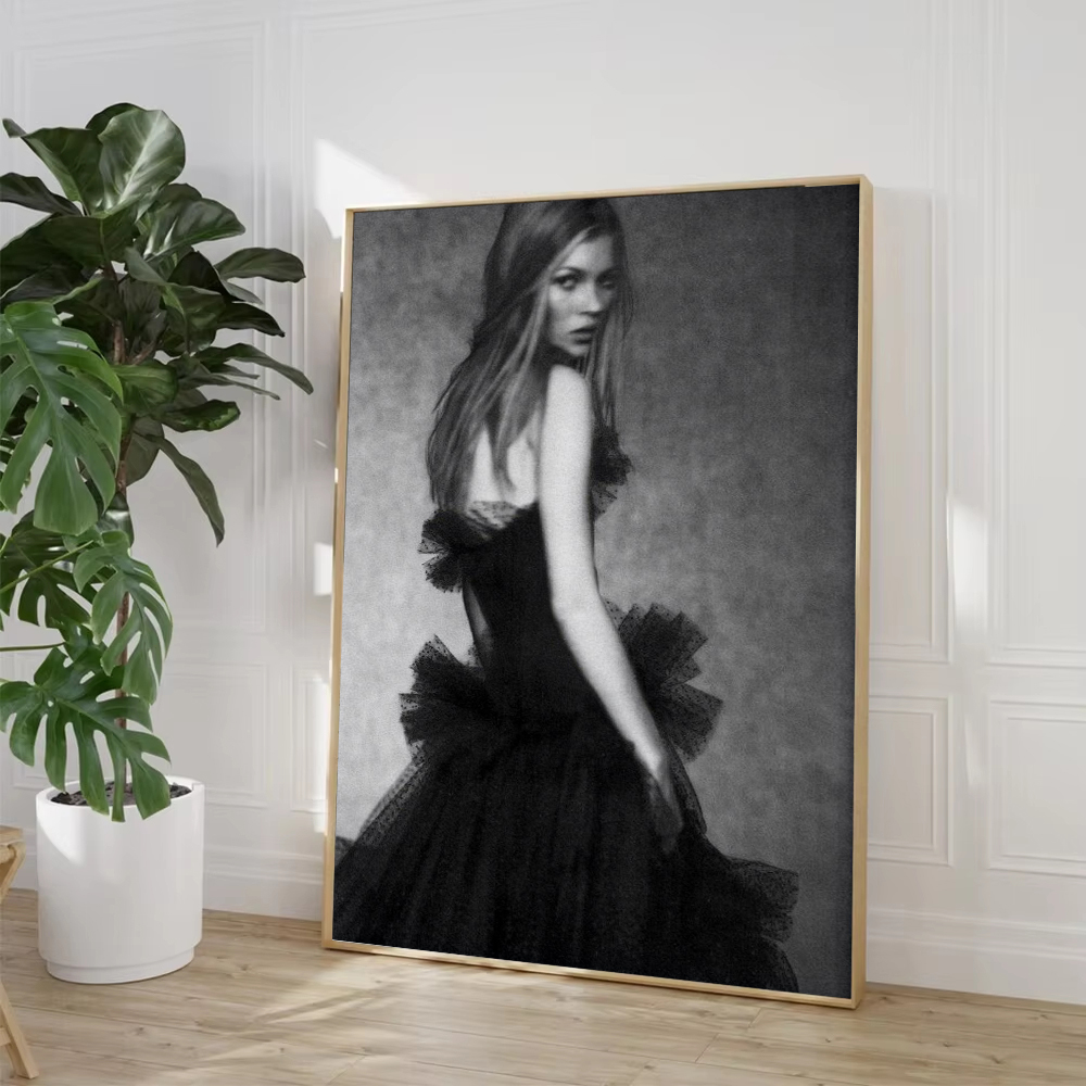 ヴィンテージレトロな写真ケイトモス喫煙ファッションアートポス - Vintage Fashion Sketches のレビューと価格