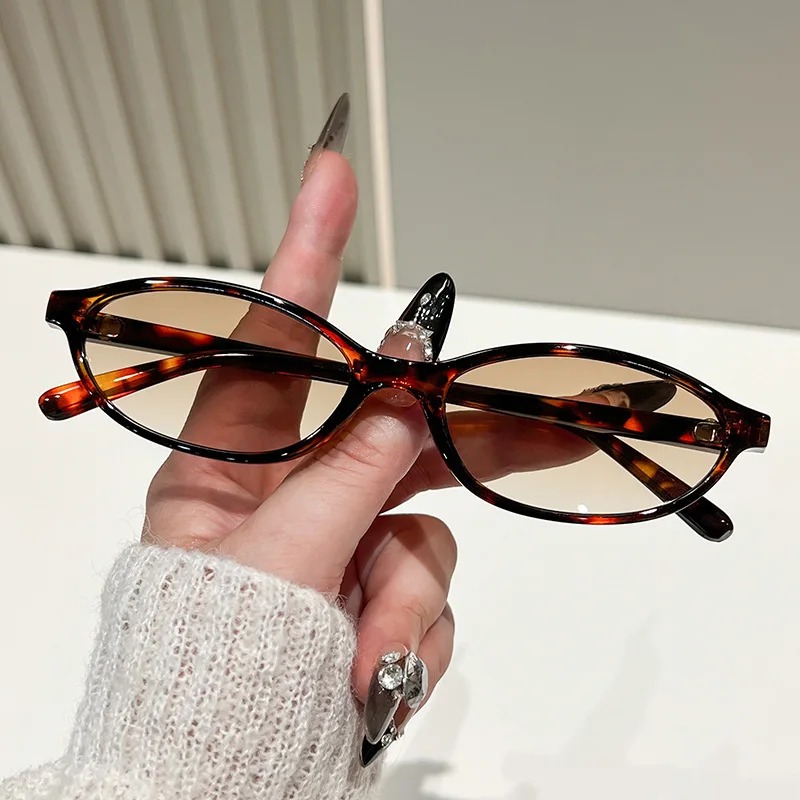 小さな楕円形ヒョウグラデーションサングラス女性用ヴィンテージ - Vintage Fashion Y2K のレビューと価格